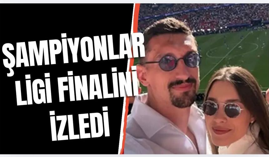 Trabzonspor kaptanı Savic, dev finali yerinden takip etti